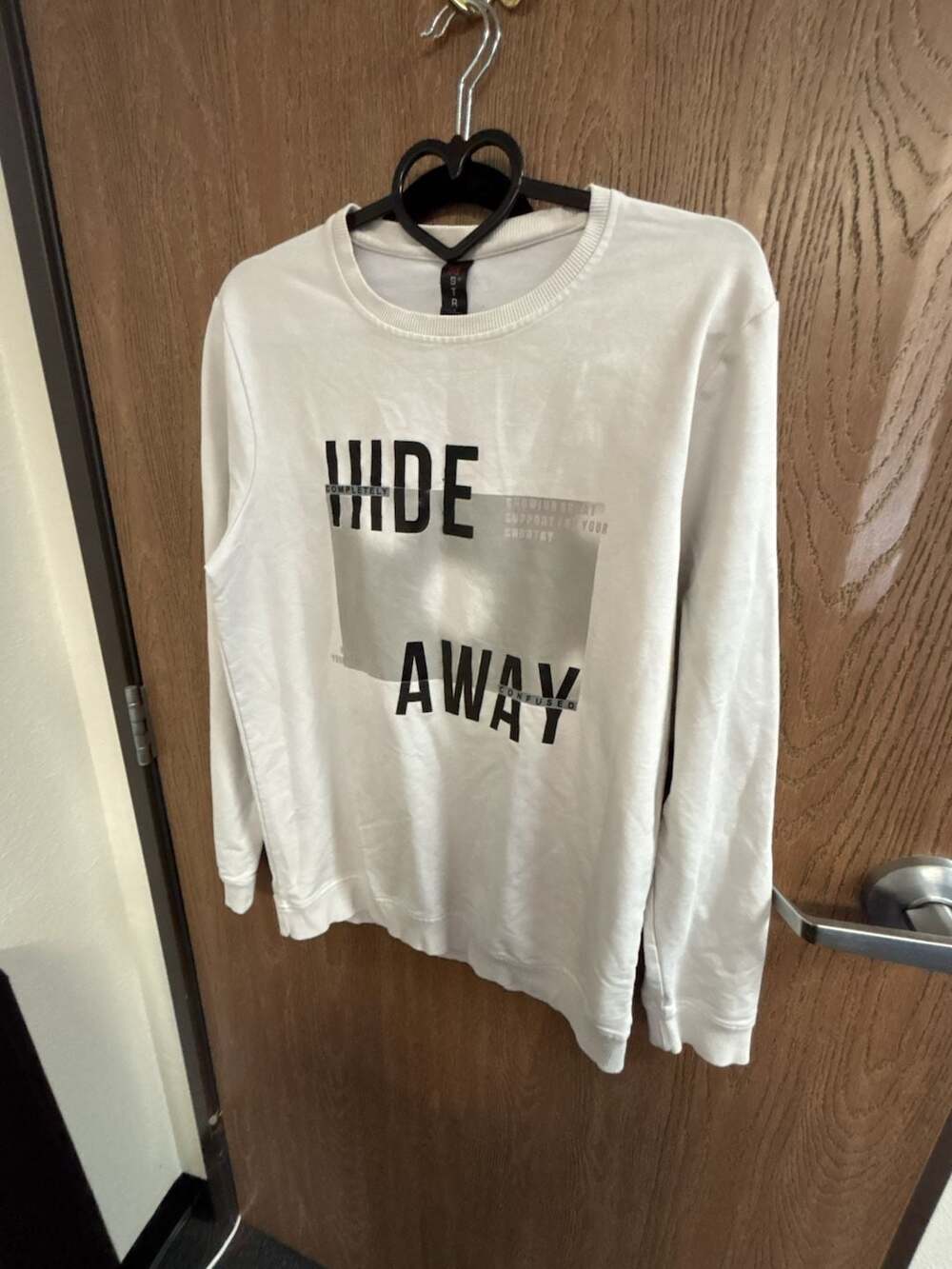 Stripes Hide Away Graphic Sweatshirt White Size L